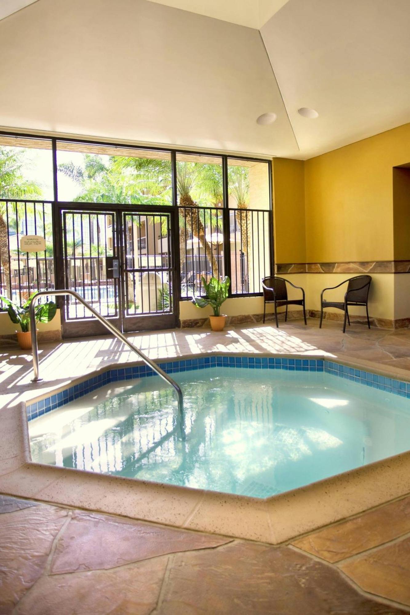 Courtyard By Marriott San Diego Sorrento Valley Exterior foto